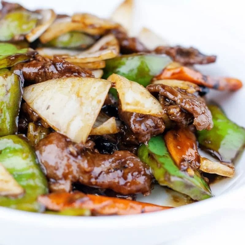D6. Hot Pepper Beef Chef's Special
